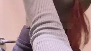 Alice Bong onlyfans Blonde curvy caresses shaved cunt