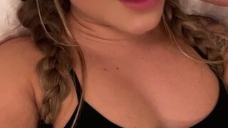 verasmirnovavip onlyfans Two beautiful girls caressing for the camera