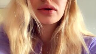 Elena Berlato (elenaberlato) onlyfans Exquisite mare fingering vaginal opening