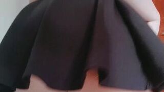 Shirayuki  slender model pulls pussy