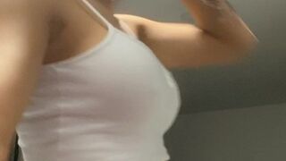 Dahyn1x aka dahyn11 onlyfans Beauty in sexy red outfit