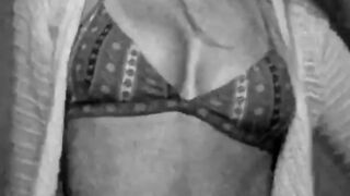 sarahardel onlyfans Exciting bitch takes off her underwear