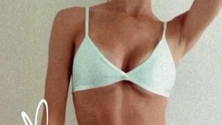 sarahardel onlyfans Busty wench masturbates pussy