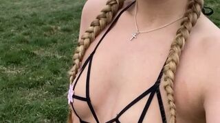 frederike.o onlyfans Busty brunette sucks dildo