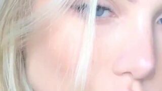 sarahardel onlyfans pussy very close