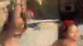 edwinacarlaisaac~1564705905~17920212895311504~1 White-haired babe fucks with a dildo