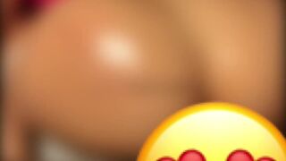 TheChantal onlyfans Busty blonde is sucking a pussy