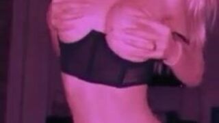 Lola Bunny (lolabunnytape) onlyfans Fascinating girl masturbating fingers