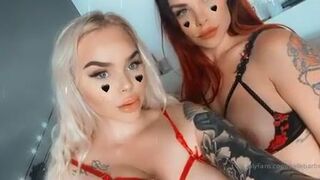 BELLE BARBIE (bellebarbie) onlyfans Cute blond sterlet dabbles with a dildo