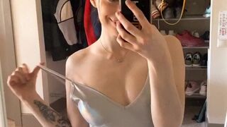 Reislin onlyfans Sexy babe shows big tits