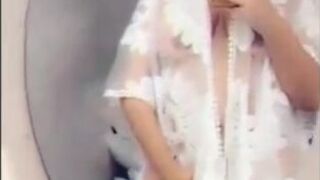 Emira Kowalska (Emira Foods) onlyfans Busty blonde licks nipples