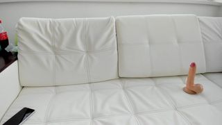 emmasweetx sexy slut shows a gorgeous body