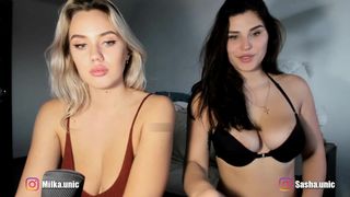 unicorn__bb cute slut gets naked and jerks off