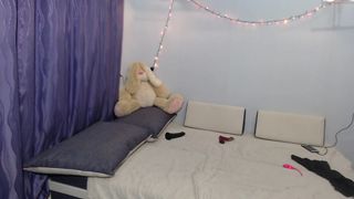 beessmalltits the insistent small caresses small tits