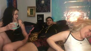 theyroyalhighnesses chaturbate redhead girl shows her tight hole