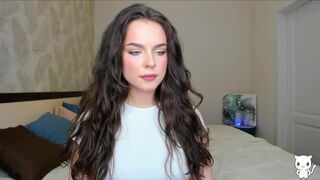 girl_of_yourdreams chaturbate Wet mommy made a show