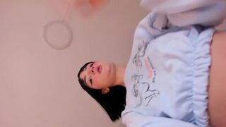 barbie_notni chaturbate Cute girl caresses her charms