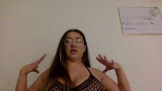 angelbabycirilla chaturbate brunette teen showing wet pink hole part 2