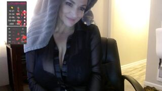 Drippingwetgoddess chaturbate Gorgeous young lady shows off her legs