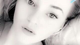 queenb_ onlyfans Take My Masturbating wet pink hole Online