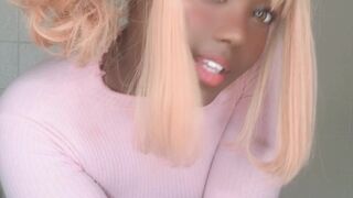 littledolljplay onlyfans Naked wet pink hole video from her phone