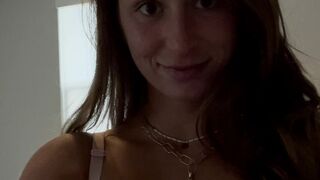 splatxo onlyfans Young wet pink hole fingerering for you