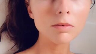 nicolebrooks000 onlyfans Fingering with a very horny online girl