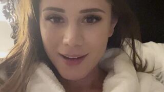 littlecaprice onlyfans Blonde girl masturbates relish vagina