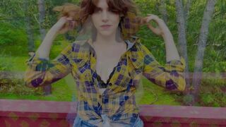 countrychristina onlyfans Cute blondie exposes big tits