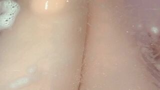 amateuraussie onlyfans Petite girl fingering herself