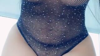 Andrea Abeli aka Misskirroyal onlyfans Lusty babe puts big tits