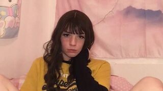 ickypeach onlyfans Cute girl dancing striptease
