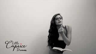 littlecaprice onlyfans play with toy and fingers