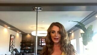 sophiedeevip onlyfans Playful fingers in my ass part 2