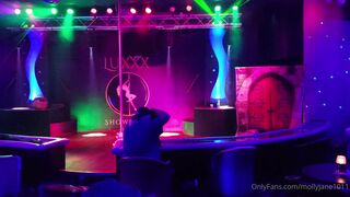 Molly Jane aka mollyjane1011 onlyfans Blissful bitch fucks both holes