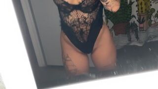 gvalentinaxxx onlyfans 23/12/2021 webcam video from CamSoda