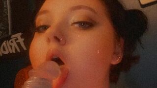 christinethequeenn onlyfans Oil show with a beautiful scrawny girl