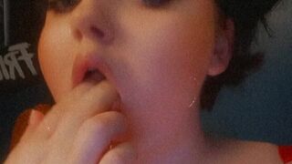 christinethequeenn onlyfans 720hd sex toy masturbation with teen
