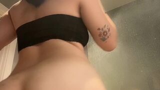 Nnnnekochan onlyfans cheeky bitch extinguished in two holes