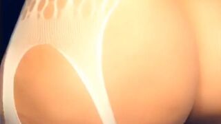 Andrea Abeli aka Misskirroyal onlyfans Chubby trying to shove a dildo in the ass