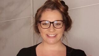 thenadinejansen onlyfans Cute babenka caresses sex lips