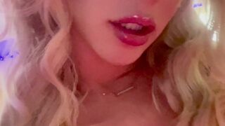 Leticia Rodrigues aka lehro69 onlyfans licking teen wet pink hole on online