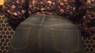 Alex Blair aka itsalexblair onlyfans Fingersatz mit einer jungen BrГјnetten