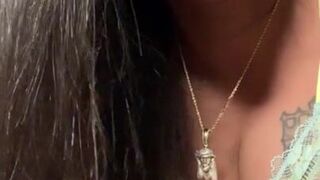 Rosecubana onlyfans 2/12/2021 webcam video from Onlyfans