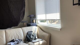 Blake Lee aka Belle Adams onlyfans slender model pulls wet pink hole