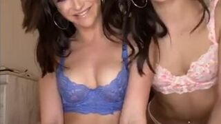 emily willis onlyfans Pink labia of a beautiful model_720hd