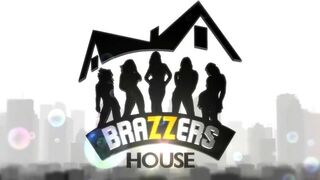 abella_danger onlyfans Slutty blonde fucks shaved cunt