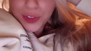 TheRealBrittFit onlyfans Showy babe having fun with glass dick