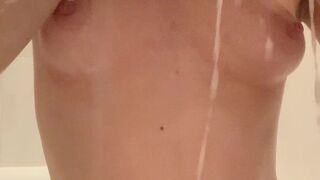 Ella Hughes aka ellahughesxxx onlyfans 13/12/2021 webcam video from Onlyfans