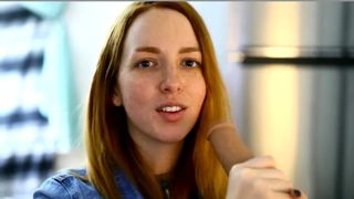 maeveminx showing off her young body